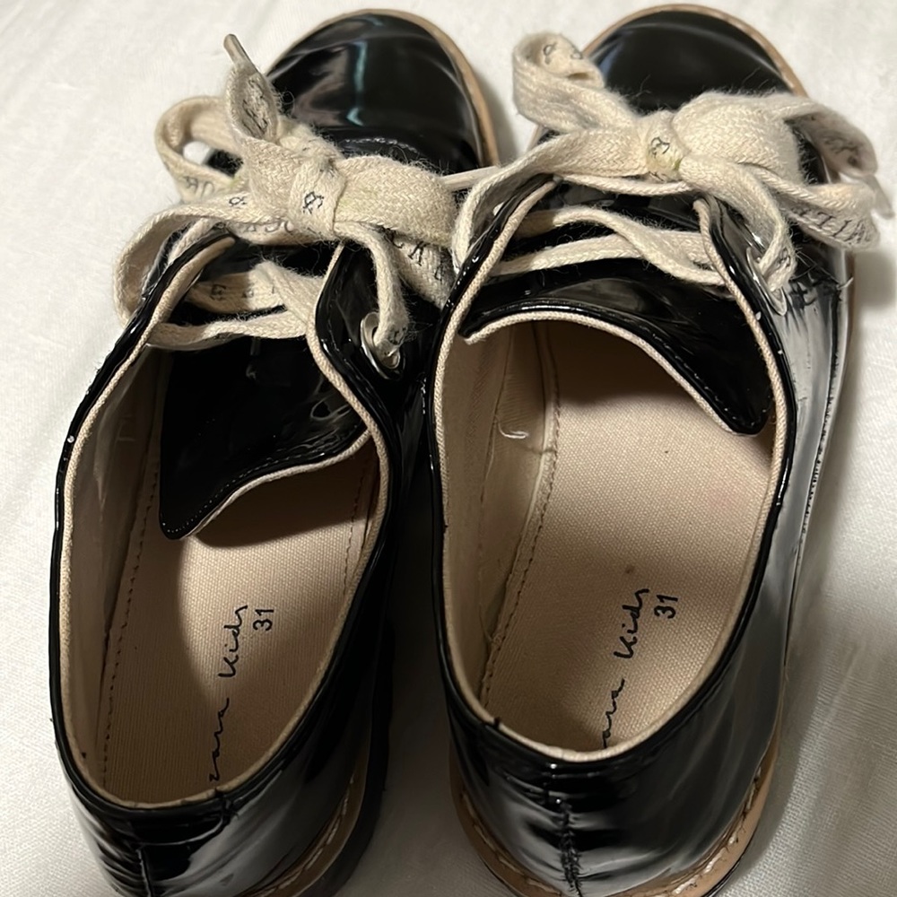 Little girls black dress shoes